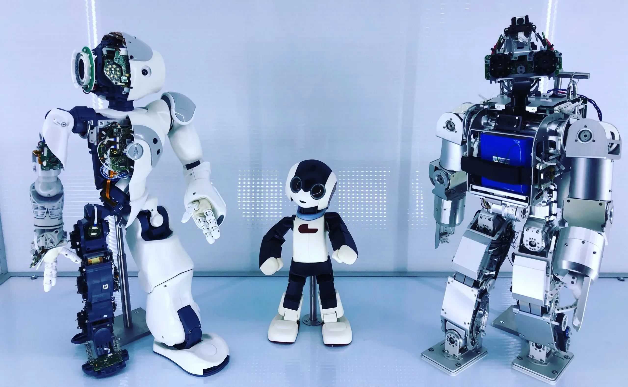Drei unterschiedliche Roboter